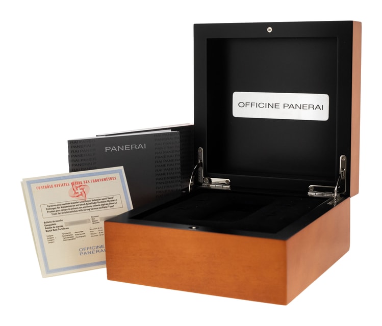 Panerai Luminor Chrono PAM00236 Image 4